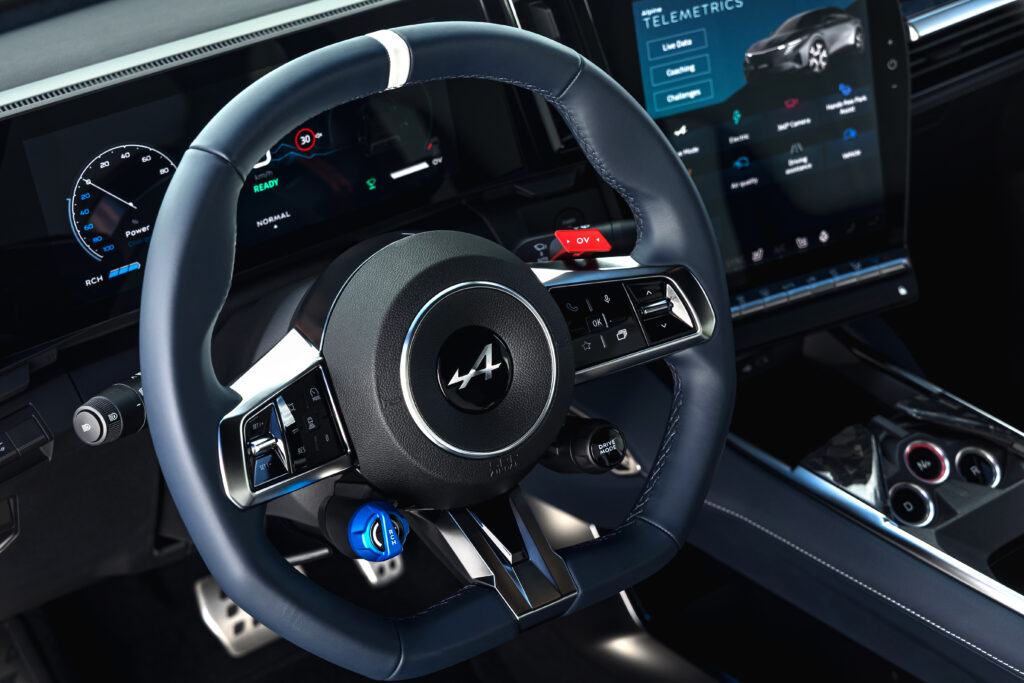 Alpine a390