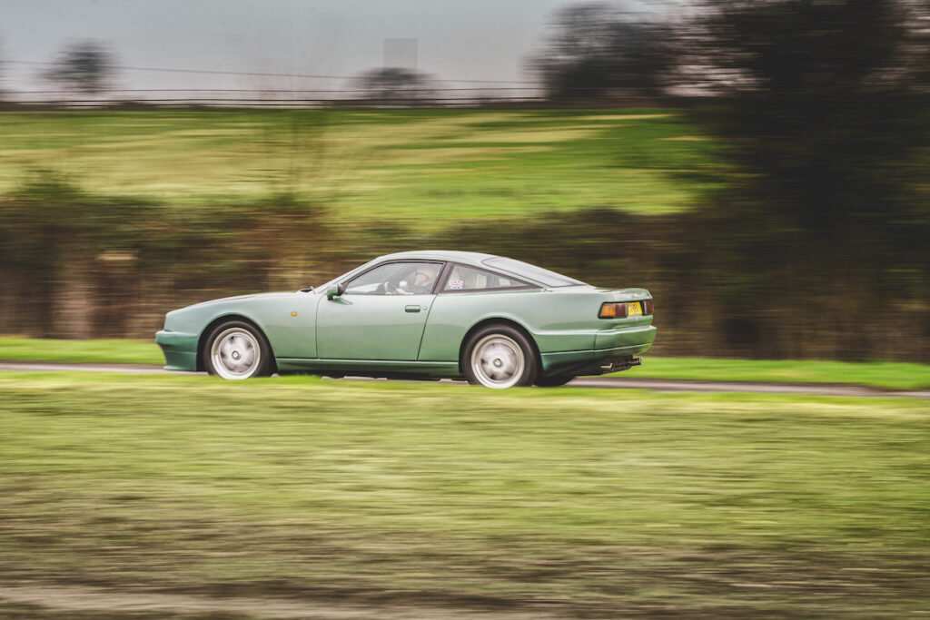 Aston Martin Virage