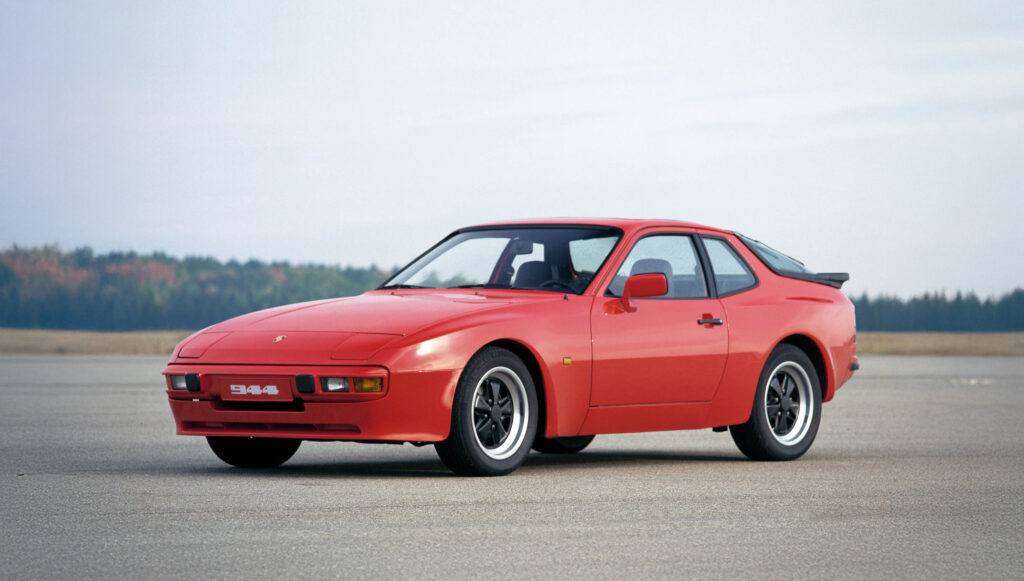 Porsche 944